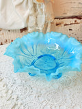 VINTAGE BLUE DETAILED DISH ON FEET