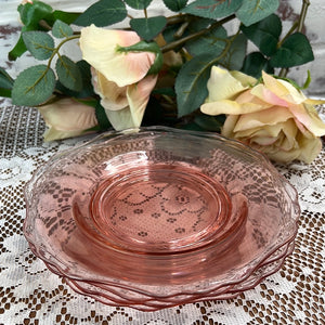 SET OF 4 VINTAGE CAMBRIDGE PINK DEPRESSION GLASS SALAD PLATES