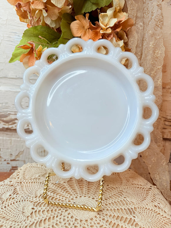 VINTAGE MILK GLASS LACE EDGE OPEN HEART PLATE