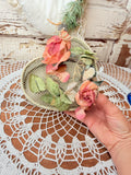 STUNNING VINTAGE ROSE ORNATE WIRE BASKET