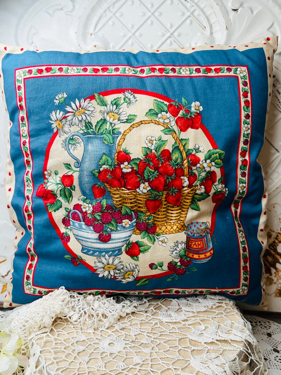 VINTAGE BASKET OF STRAWBERRIES THROW PILLOW