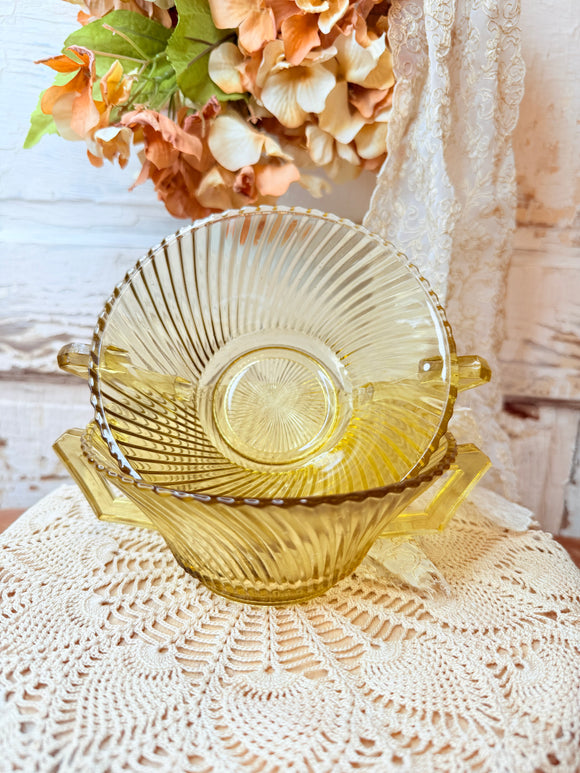 VINTAGE SET OF 2 FEDERAL GLASS AMBER 2 HANDLED SOUP BOWLS - 3 SETS AVAILABLE