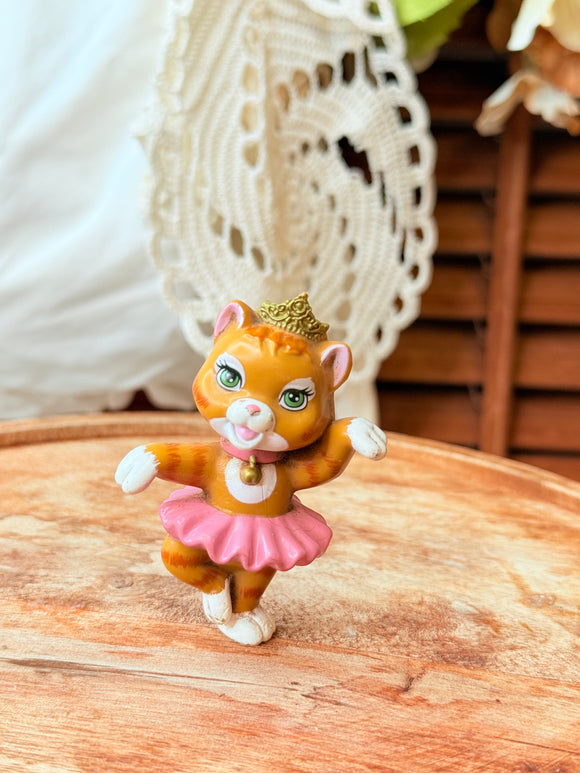 BALLERINA KITTY CAT STATUETTE