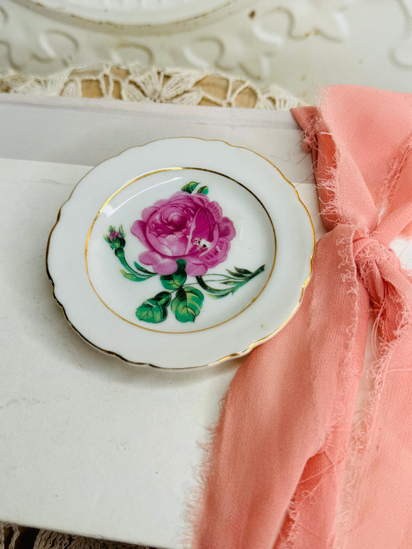 RARE BUTTER VINTAGE ROSE PLATE