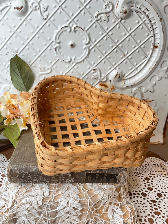 VINTAGE WICKER HEART BASKET #1