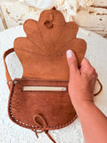 VINTAGE LEATHER ORNATE PURSE