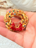 VINTAGE WREATH BROOCH PIN