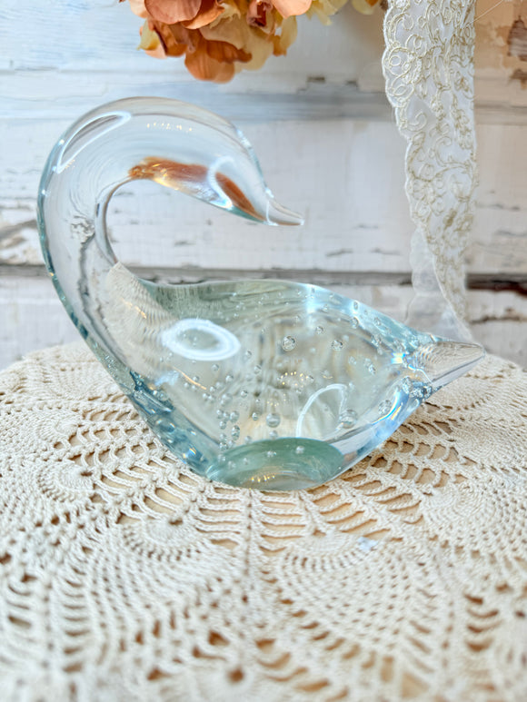 HANDBLOWN GLASS VINTAGE SWAN DECOR