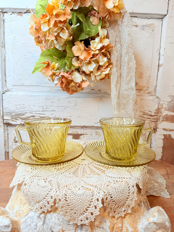 FEDERAL GLASS AMBER “DIANA” CUPS AND SAUCERS SET OF 2