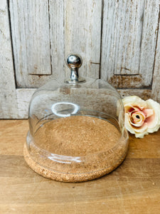 CORK PLATE WITH GLASS CLOCHE