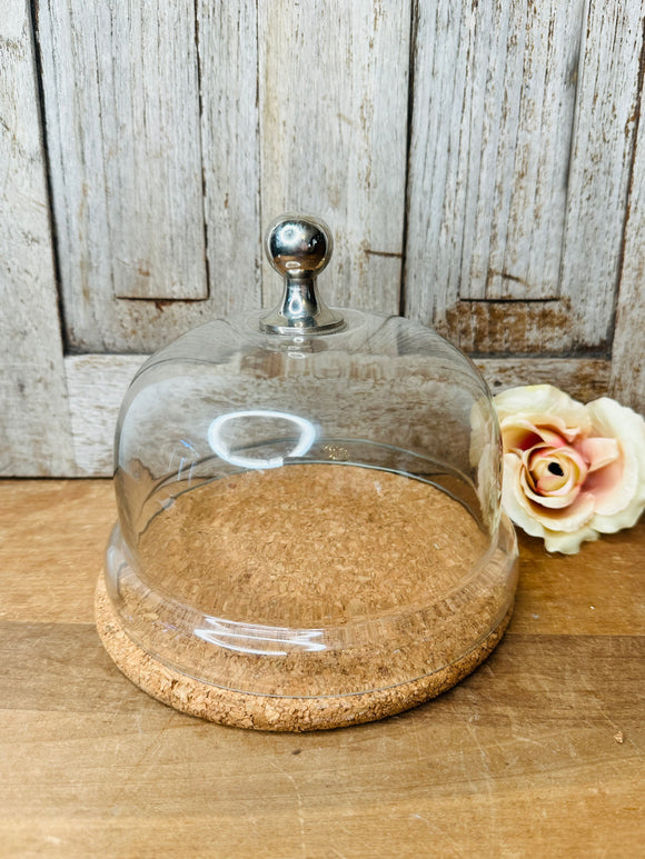 CORK PLATE WITH GLASS CLOCHE