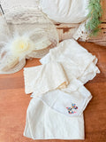LOT OF VINTAGE LINENS - ASSORTED