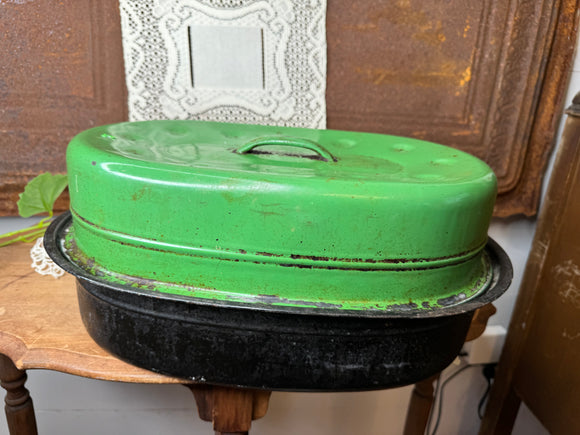 XL SHABBY CHIC GREEN TIN VINTAGE BAKING PAN