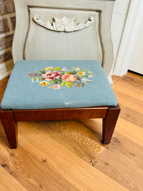 ANTIQUE WOOD AND TAPESTRY STOOL