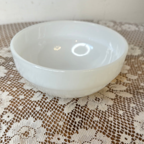 FIRE KING VINTEN OVEN WARE BOWL