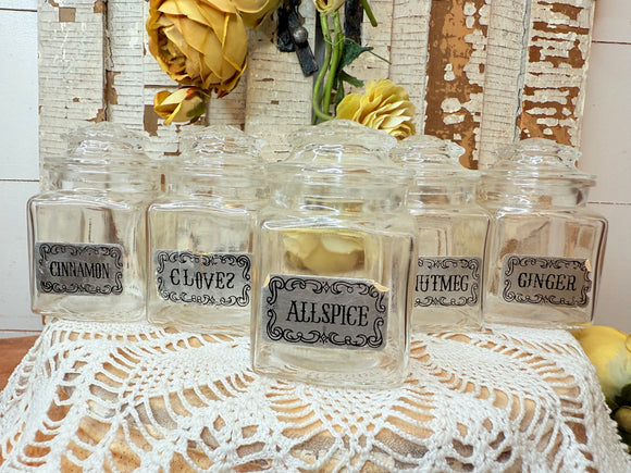VINTAGE SET OF GLASS SPICE JARS