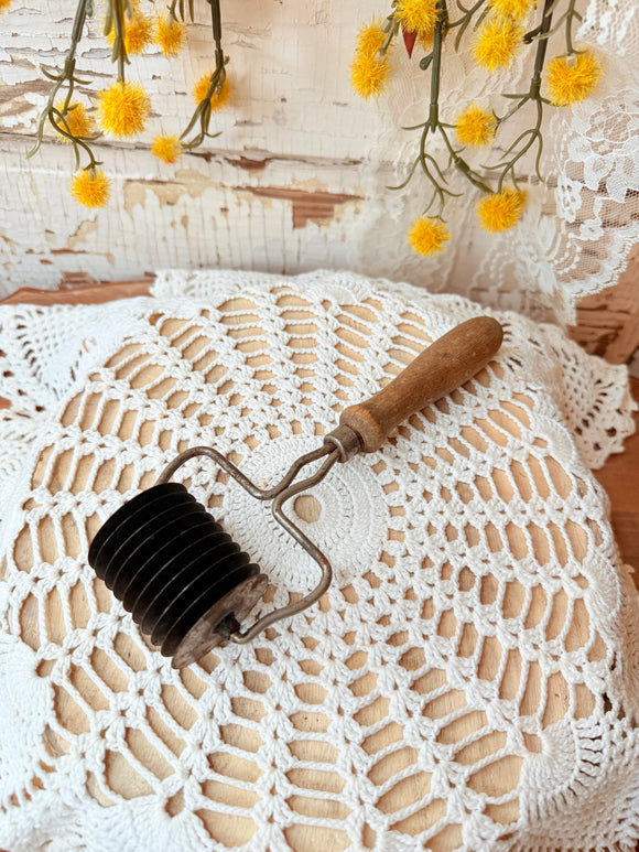 ANTIQUE SICILIAN PASTA CUTTER