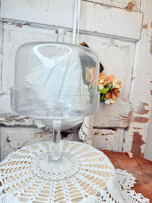 VINTAGE DISH ON PEDESTAL AND CLOCHE SET
