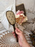 VINTAGE AMAZING FLORAL HAIRBRUSH
