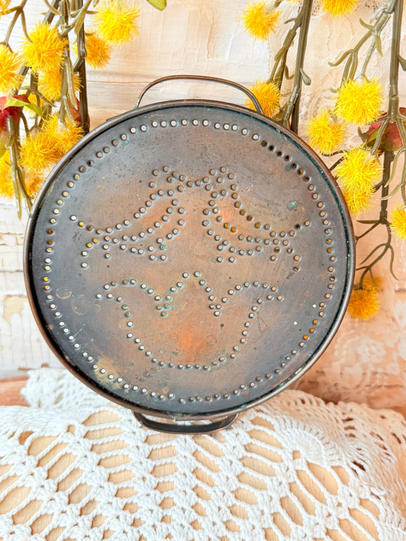 VINTAGE SOLID COPPER PUNCHED HOLE BIRDS TRIVET
