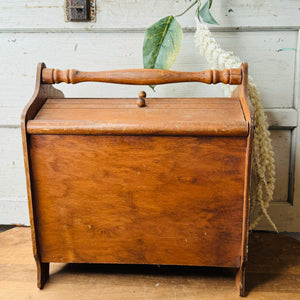 VINTAGE WOODEN SEWING BASKET