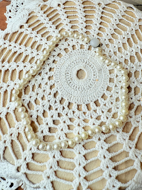 VINTAGE PEARL NECKLACE