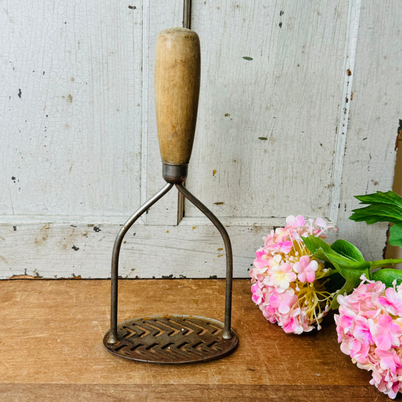 ANTIQUE MASHER