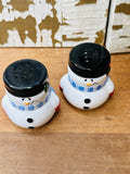 CHRISTMAS SNOWMAN VINTAGE SALT AND PEPPER SHAKERS