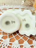 VINTAGE WHITE AND GOLD AMAZING CHRISTMAS SANTA AND PRESENTS SALT AND PEPPER SHAKER SET