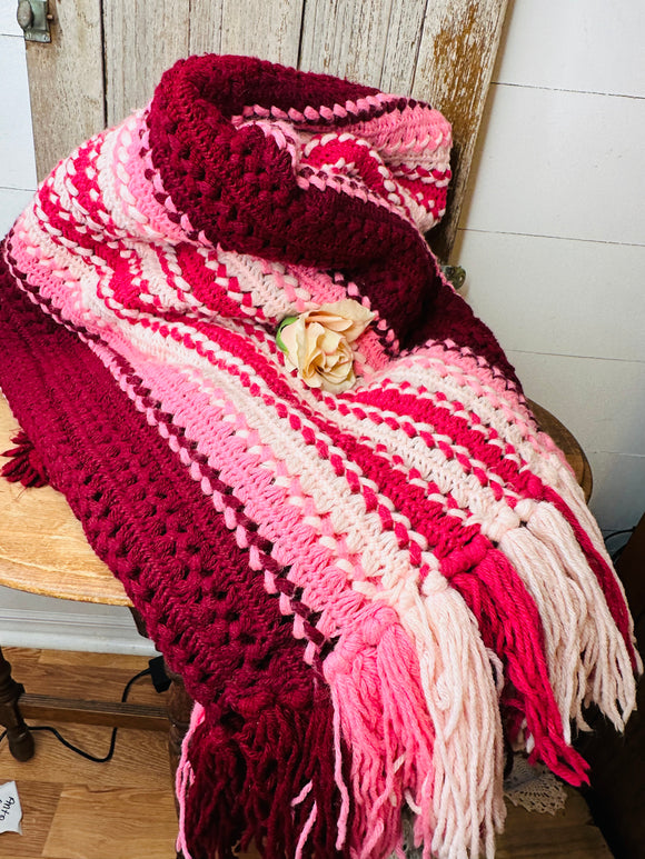 VALENTINES VINTAGE TASSEL AFGHAN