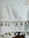 XL VINTAGE LINEN CHENILLE DETAILED BLANKET WITH TASSELS