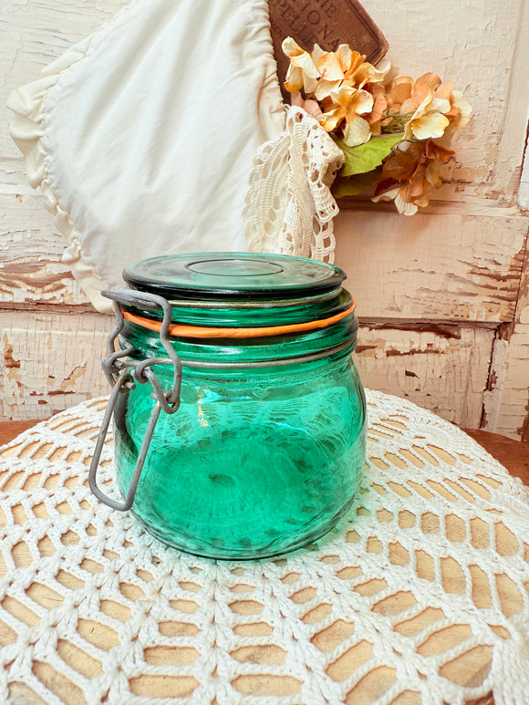 GREEN VINTAGE GLASS CANISTER