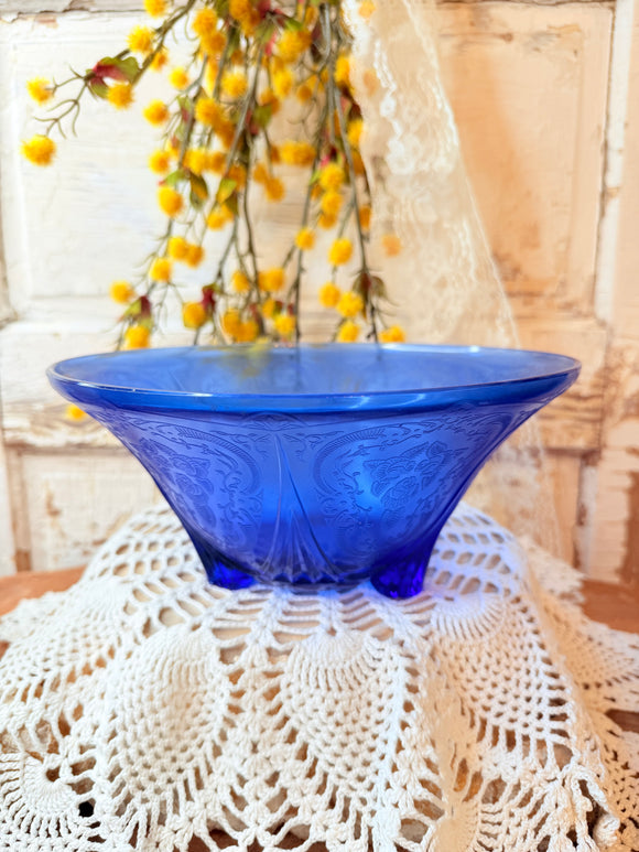 VINTAGE LARGE HAZEL ATLAS RARE SERVING BOWL - 2 AVAILABLE