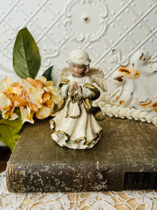 GORGEOUS VINTAGE ANGEL STATUETTE