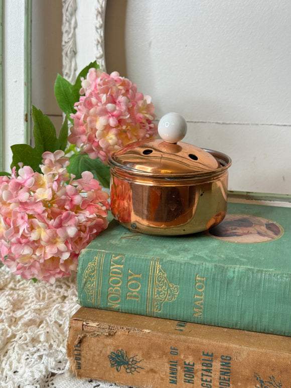 COPPER VINTAGE POTPOURRI JAR AND LID