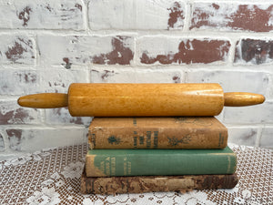 BEAUTIFUL VINTAGE ROLLING PIN