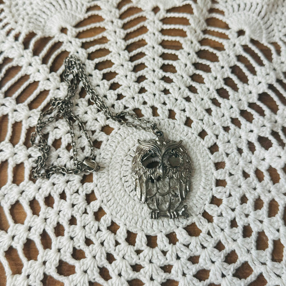 SILVER VINTAGE OWL NECKLACE