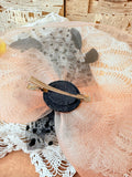 VINTAGE AMAZING HAT CLIP