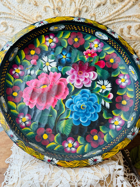 VINTAGE LARGE MEXICAN PAINTED FOLK AFT BOWL TRAY