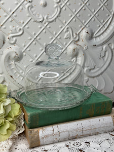 VINTAGE GLASS DETAILED CLOCHE AND PLATE