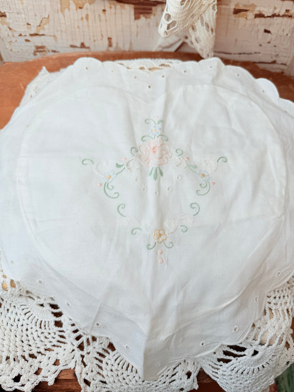 VINTAGE HEART EMBROIDERED PILLOW CASE