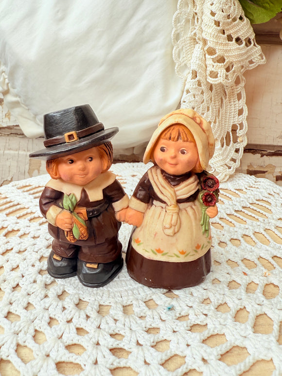VINTAGE PILGRIMS SALT AND PEPPER