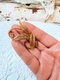 VINTAGE LEAF BROOCH PIN