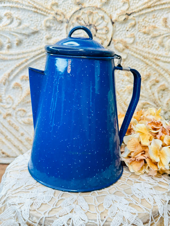 ENAMEL VINTAGE BLUE SPECKLED TEAPOT PITCHER