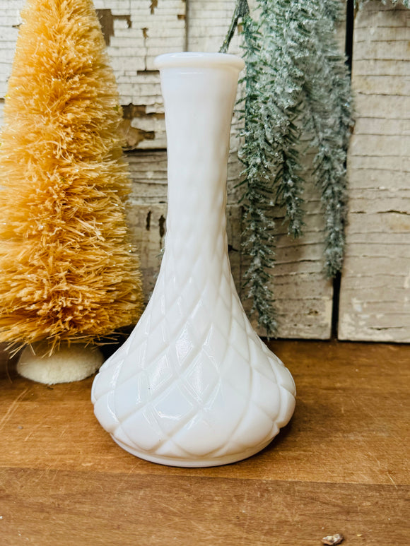 MILK GLASS VINTAGE QUILT CUT BUD VASE