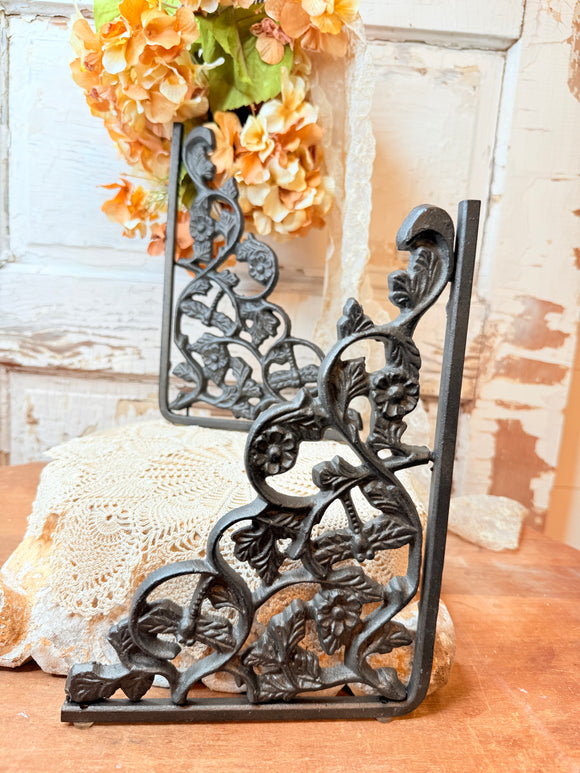 SET OF 2 FLORAL IRON BRACKET DECOR PIECES - 2 SETS AVAILABLE