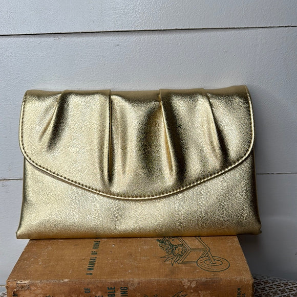 1970S GOLDEN CLUTCH