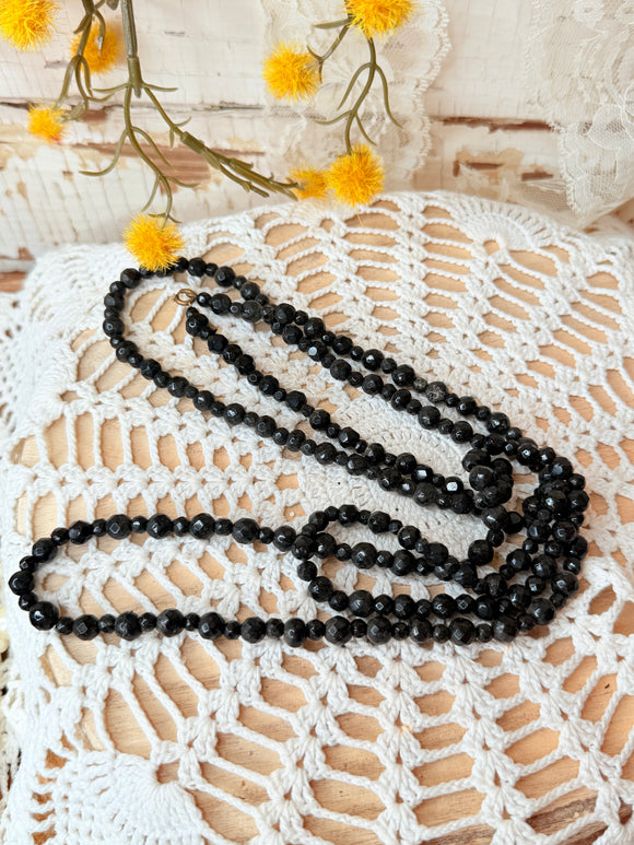 BLACK ORNATE BEAD VINTAGE NECKLACE