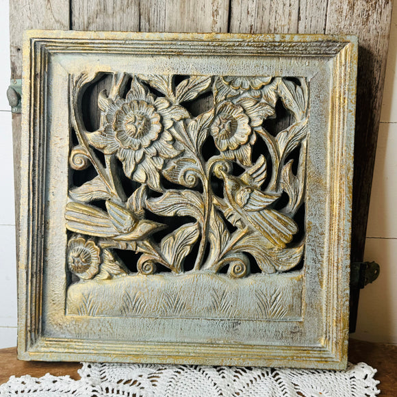 FLORAL PERFECTLY PATINAD TILE DECOR