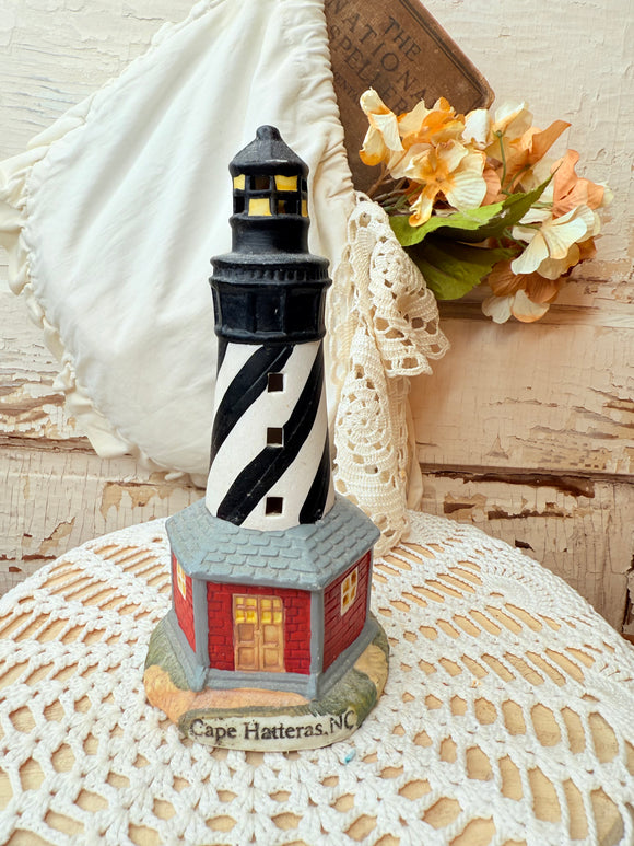VINTAGE LIGHTHOUSE STATUETTE